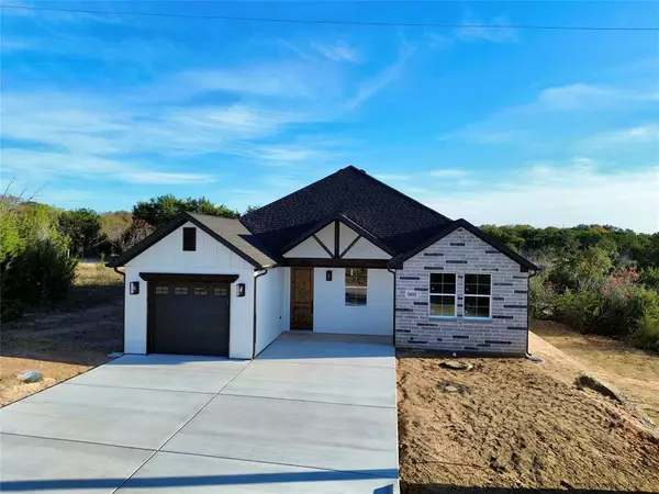 5831 Barkridge Drive,  Granbury,  TX 76048