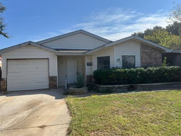 469 S Highland Drive, Cedar Hill, TX 75104