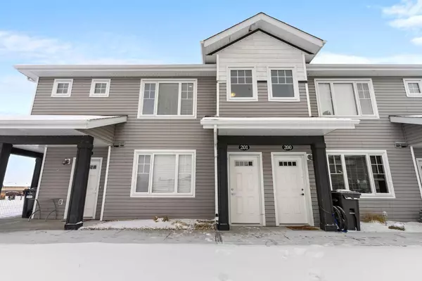 45 Reid CT #201, Sylvan Lake, AB T4S 0L9