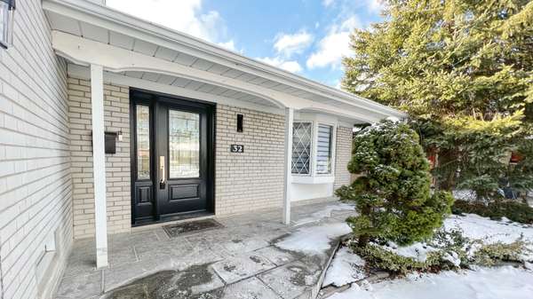 32 Castor CRES #Lower, Toronto E09, ON M1G 3R2