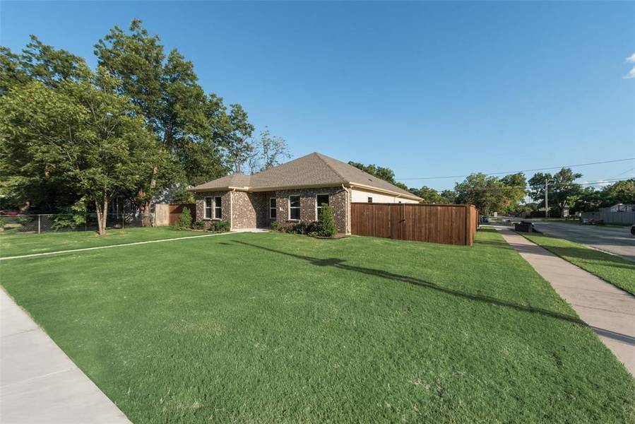 3602 Manana Drive, Dallas, TX 75220