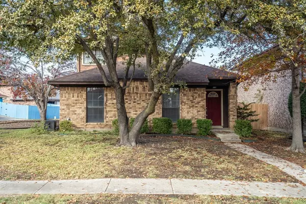 1721 San Francisco Street, Carrollton, TX 75007