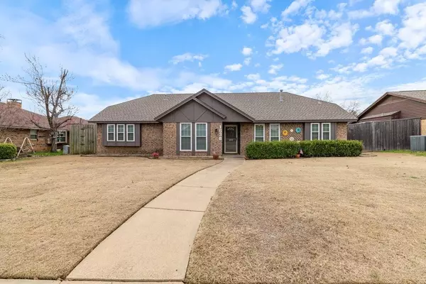 1538 N Valley Parkway, Lewisville, TX 75077