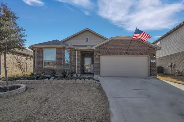 704 Blackhorse Trail, Fort Worth, TX 76247