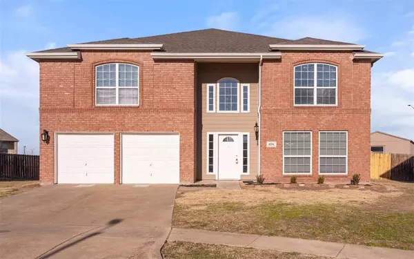 6701 Meadowcrest Drive, Arlington, TX 76002