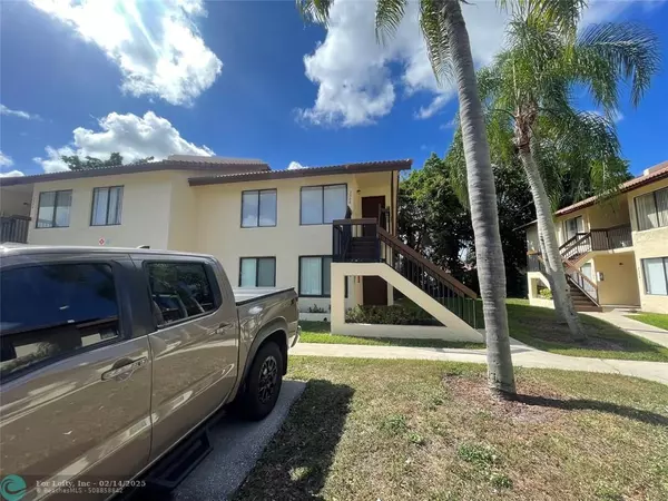 Coral Springs, FL 33065,2566 Riverside Dr  #323