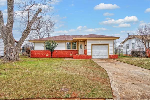 612 Mars Street, Altus, OK 73521