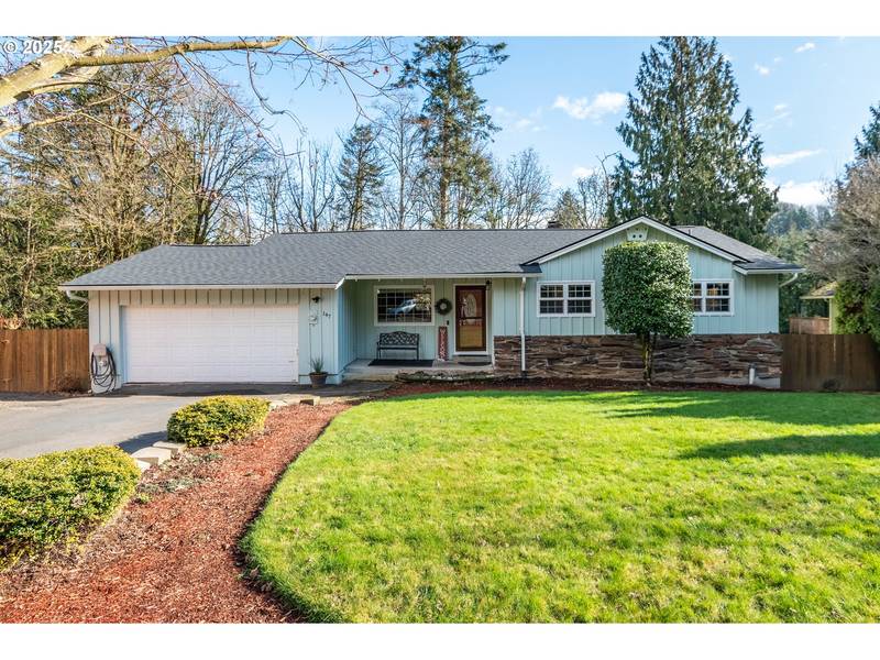 147 E CANYON VIEW DR, Longview, WA 98632