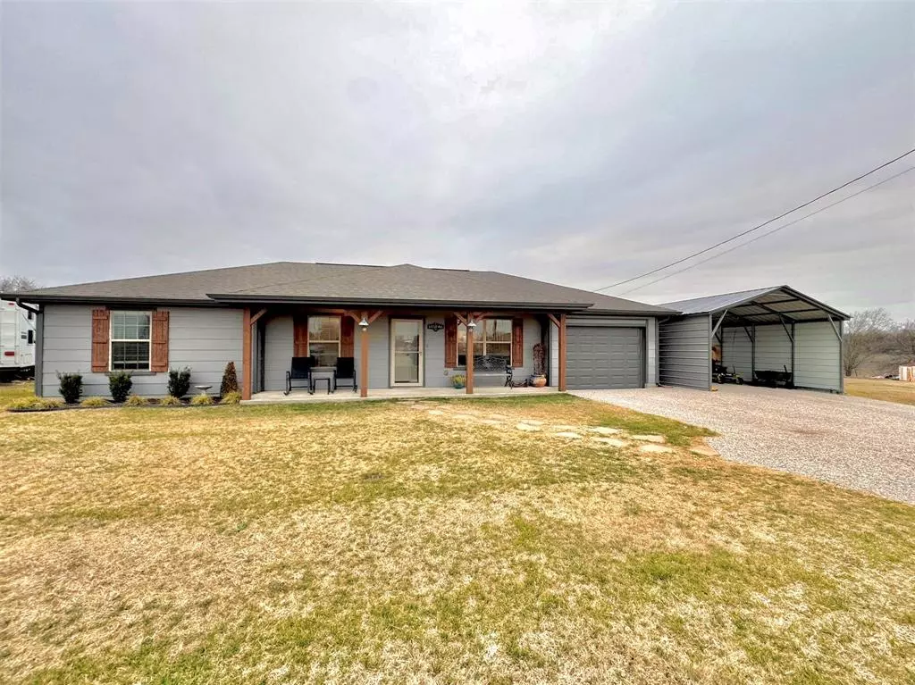 Alvarado, TX 76009,8900 Grazing Court