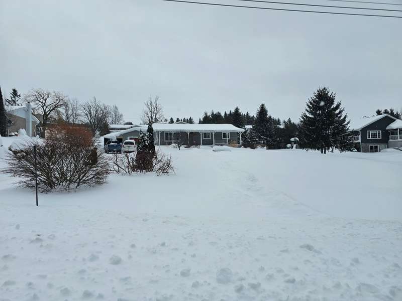 114 Holmcrest LN, Meaford, ON N4L 1W7