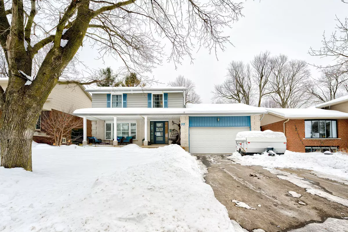 Waterloo, ON N2L 5N2,98 Mccarron CRES