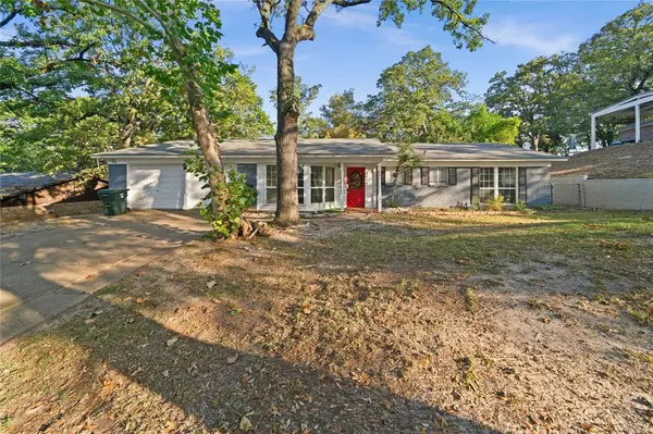 Tyler, TX 75702,3229 Pine Haven Road