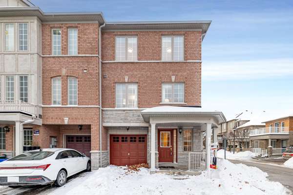 Markham, ON L6C 0B7,53 Thoroughbred WAY