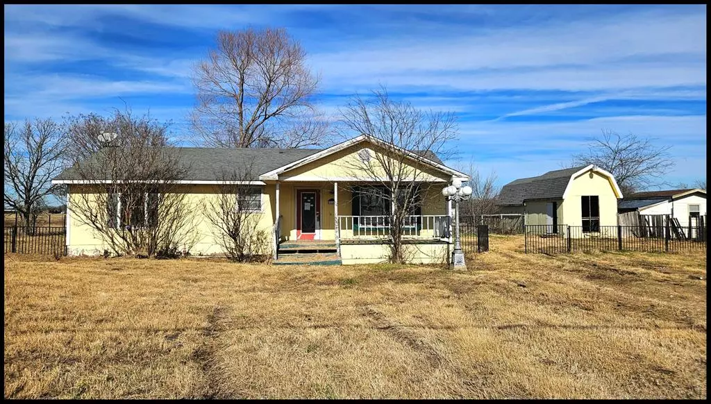 216 County Road 3318, Greenville, TX 75402