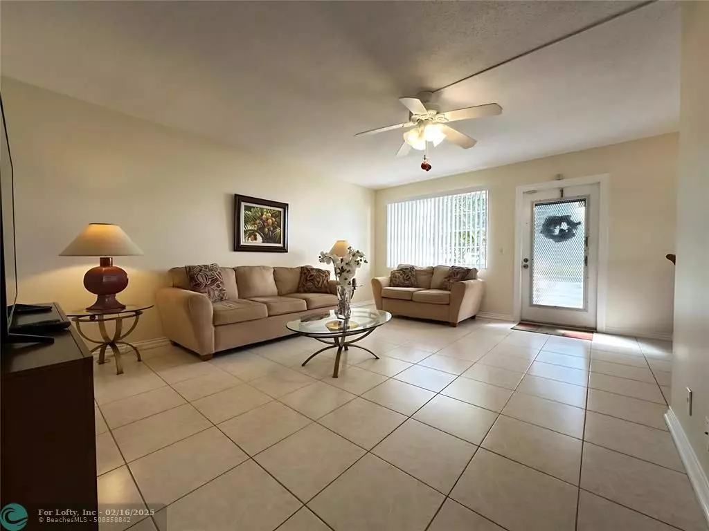 Deerfield Beach, FL 33442,28 Markham B  #28