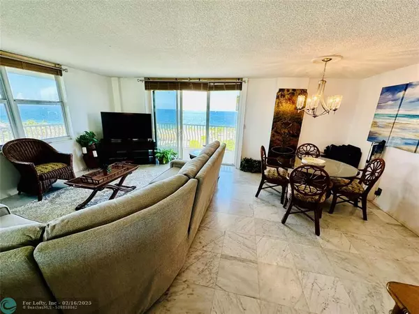 Fort Lauderdale, FL 33316,1 Las Olas Circle  #1117