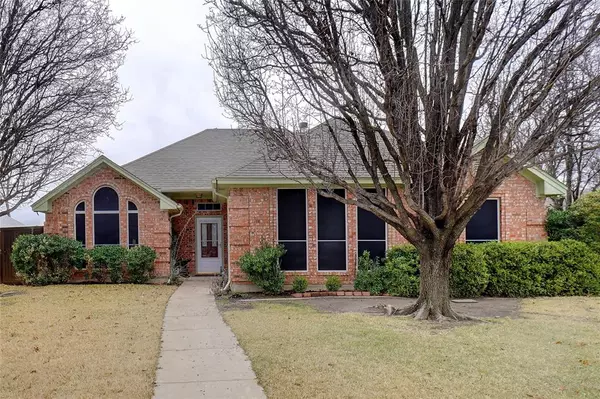 813 Juno Lane, Denton, TX 76209