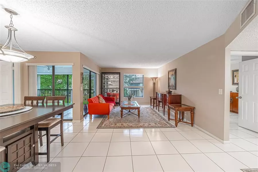 3119 Cocoplum Cir  #33105, Pompano Beach, FL 33063