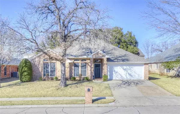 8625 Madison Drive,  North Richland Hills,  TX 76182