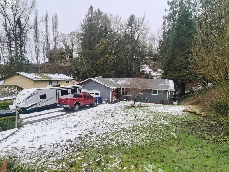 701 N 23RD AVE, Kelso, WA 98626