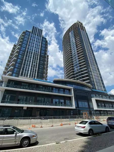 65 Watergarden DR #106, Mississauga, ON L5R 0G9