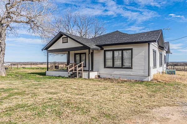 3116 N State Highway 101, Chico, TX 76431