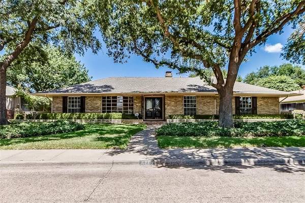 4715 Harvest Hill Road, Dallas, TX 75244