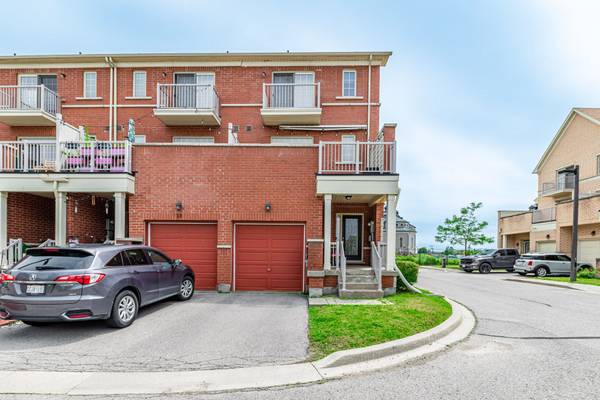 15 Tatra LN, Markham, ON L6C 0P3