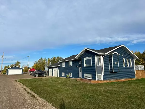 Bezanson, AB T0H 0G0,720036 32 Range