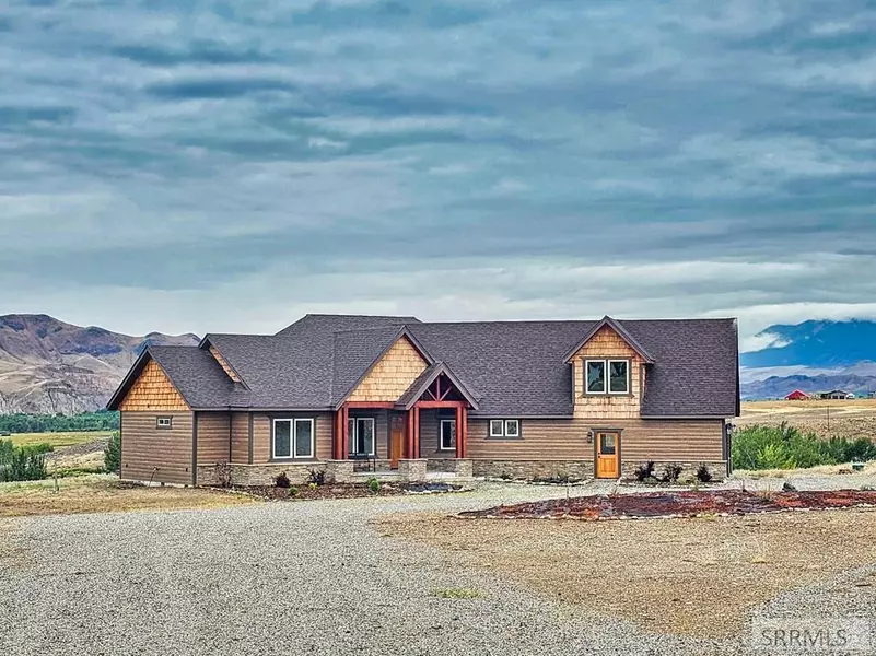 750 Conestoga Crossing, Challis, ID 83226