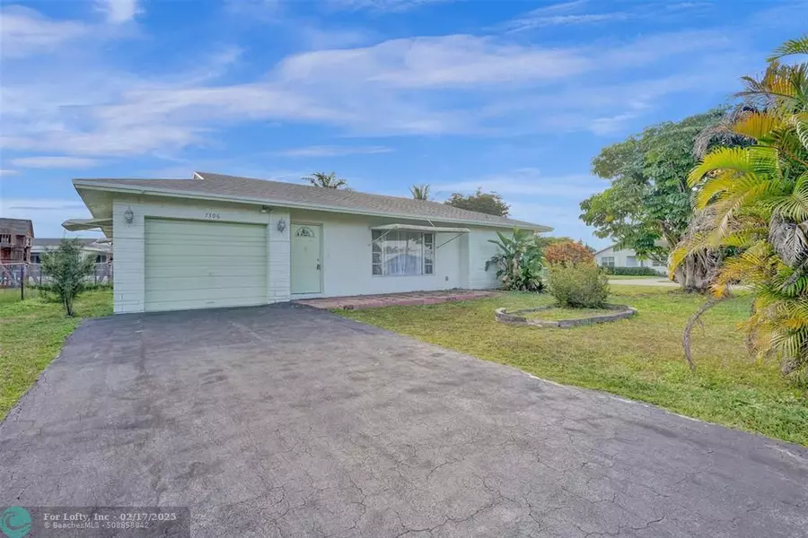 7306 NW 96th Ave, Tamarac, FL 33321