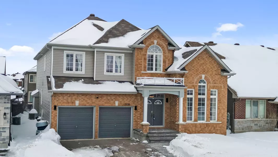 208 Rover ST, Kanata, ON K2S 1S3