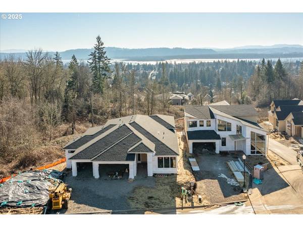 800 N V ST, Washougal, WA 98671