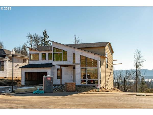 780 N V ST, Washougal, WA 98671