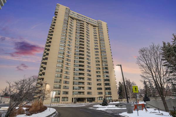 1500 Riverside DR #407, Alta Vista And Area, ON K1G 4J4