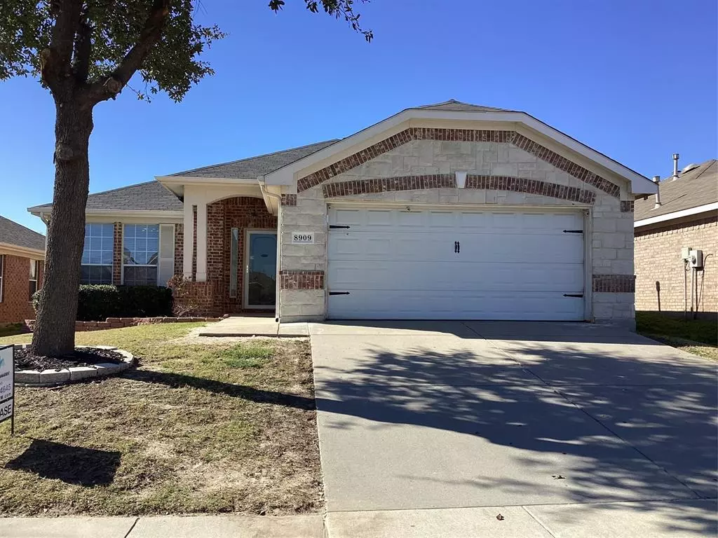 Fort Worth, TX 76244,8909 Weller Lane