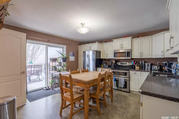 Regina, SK S4N 7P2,3819 Deutsch DRIVE E