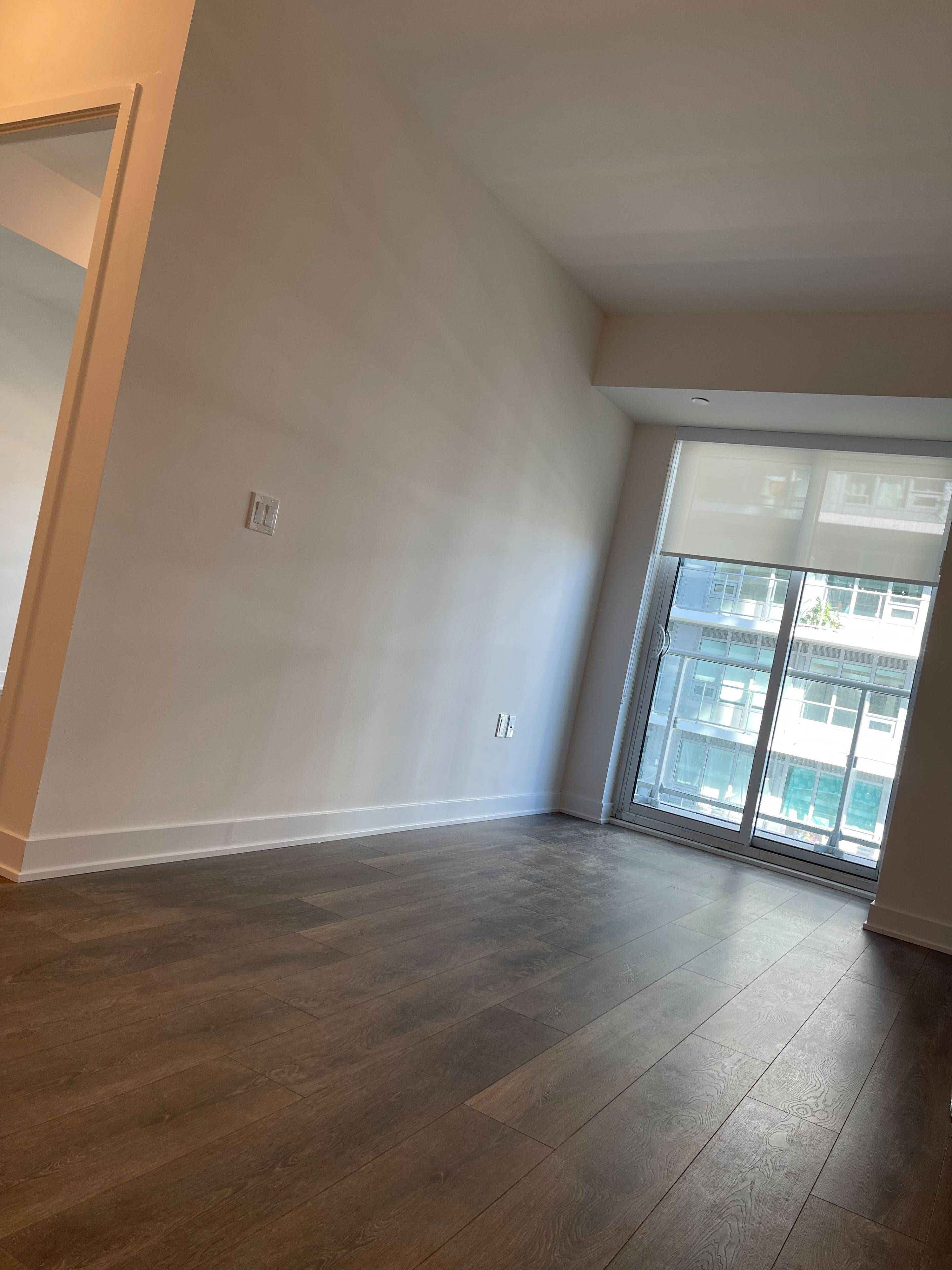 Toronto C10, ON M4P 0E4,195 Redpath AVE #2201