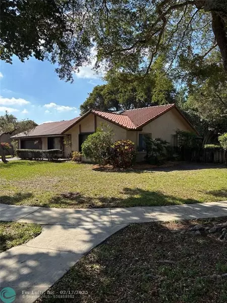 1681 NW 93rd Ave, Plantation, FL 33322