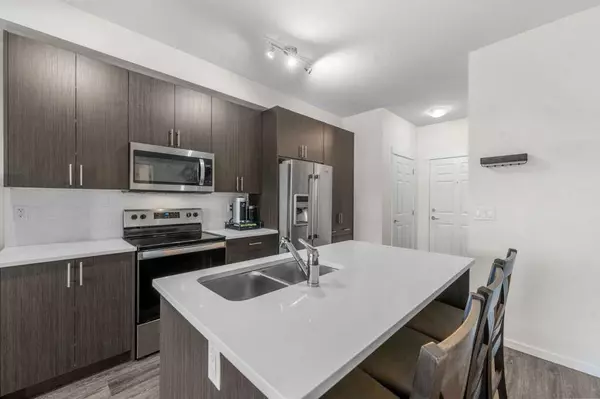 151 Legacy Main ST SE #5404, Calgary, AB T2X 4A4