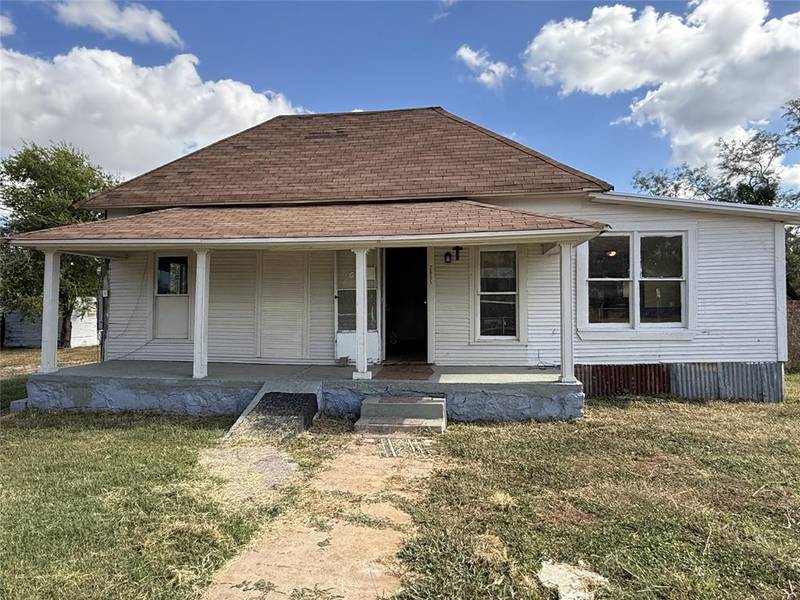 2805 Cleburne Street, Brownwood, TX 76801