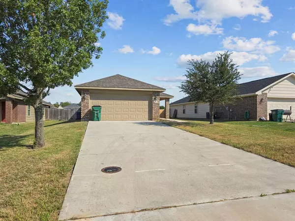 Gainesville, TX 76240,211 Candlewood Circle