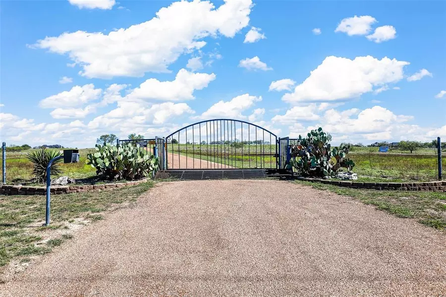 5200 Bear Creek Road, Aledo, TX 76008