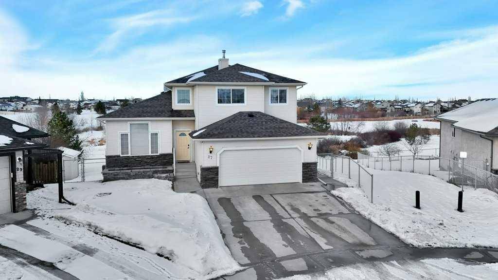 27 Parkview Close, Blackfalds, AB T4M 0G1