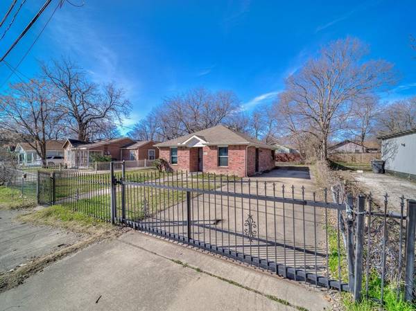 2227 Custer Drive, Dallas, TX 75216