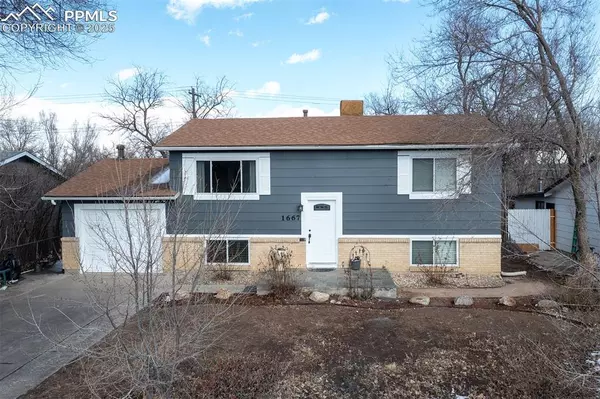 1667 Maxwell ST, Colorado Springs, CO 80906