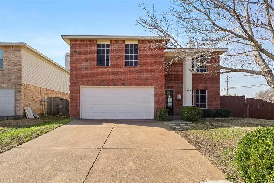 2979 Santa Sabina Drive, Grand Prairie, TX 75052