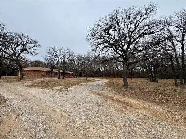 Bowie, TX 76230,1304 W Wise Street