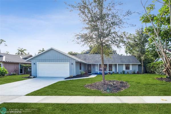 13964 Aster Ave, Wellington, FL 33414