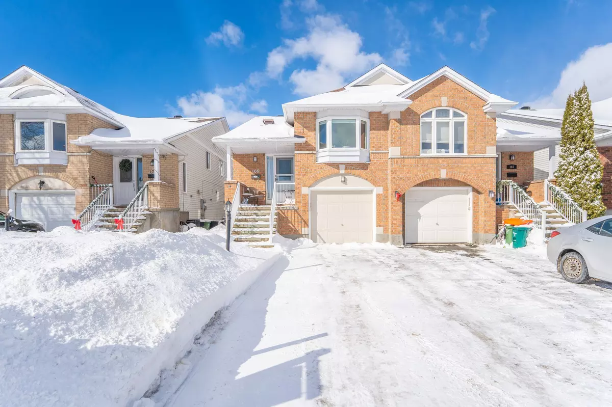 Barrhaven, ON K2J 4M9,169 Mountshannon DR